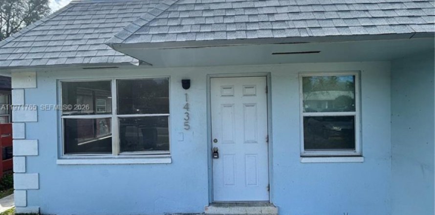 Casa en Fort Lauderdale, Florida 3 dormitorios, 232.63 m2 № 2033850