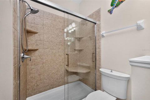 Купить кондоминиум в Пунта-Горда, Флорида 11 комнат, 152.73м2, № 2235370 - фото 21