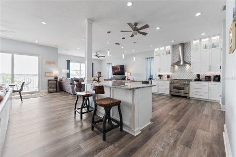 Casa en venta en Indian Rocks Beach, Florida, 4 dormitorios, 315.87 m2 № 1687002 - foto 14