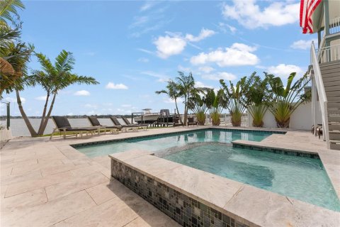 Casa en venta en Indian Rocks Beach, Florida, 4 dormitorios, 315.87 m2 № 1687002 - foto 6