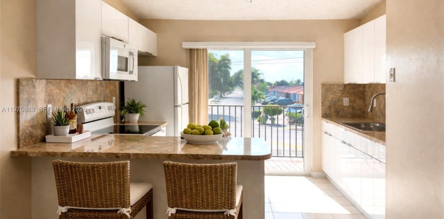 Condo in Hialeah, Florida, 2 bedrooms  № 2041487