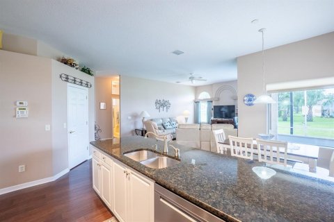 House in Palm Coast, Florida 3 bedrooms, 190.73 sq.m. № 1749604 - photo 22