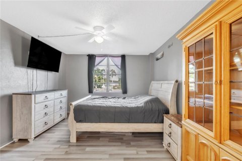 Condominio en venta en Bradenton, Florida, 2 dormitorios, 87.33 m2 № 1787610 - foto 16