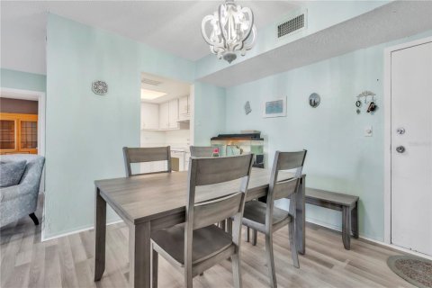 Condominio en venta en Bradenton, Florida, 2 dormitorios, 87.33 m2 № 1787610 - foto 6