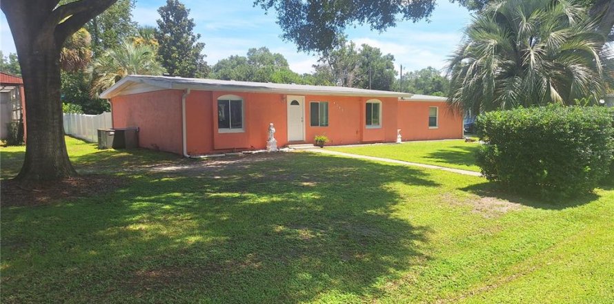 Casa en Summerfield, Florida 3 dormitorios, 121.89 m2 № 1845226