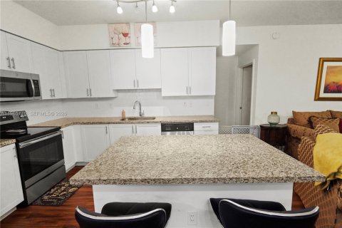 Apartamento en alquiler en Miramar, Florida, 1 dormitorio, 99.68 m2 № 2028634 - foto 8