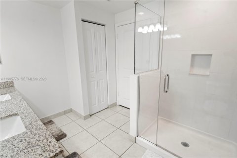 Apartamento en alquiler en Miramar, Florida, 1 dormitorio, 99.68 m2 № 2028634 - foto 16