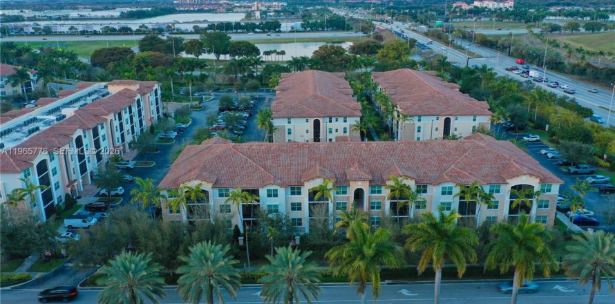 Apartamento en Miramar, Florida 1 dormitorio, 99.68 m2 № 2028634