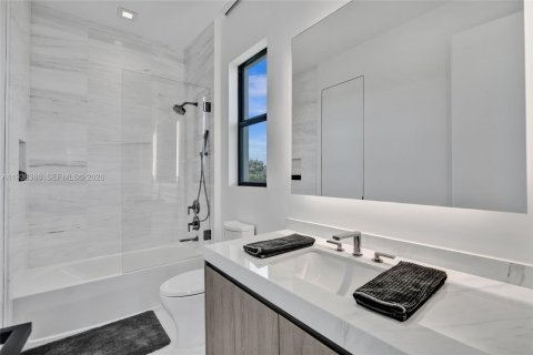 Villa ou maison à vendre à Southwest Ranches, Floride: 6 chambres, 754.37 m2 № 1996519 - photo 23