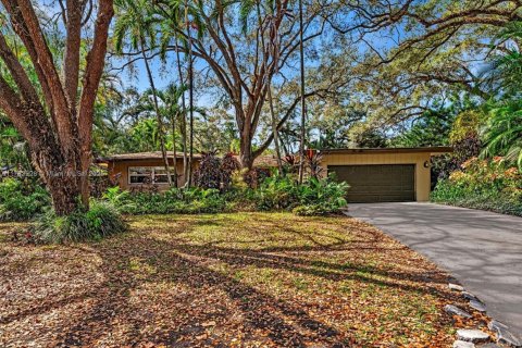 Land in Dania Beach, Florida № 1871369 - photo 1