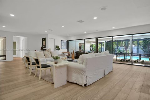 Villa ou maison à vendre à Fort Lauderdale, Floride: 5 chambres, 380.06 m2 № 1809775 - photo 16