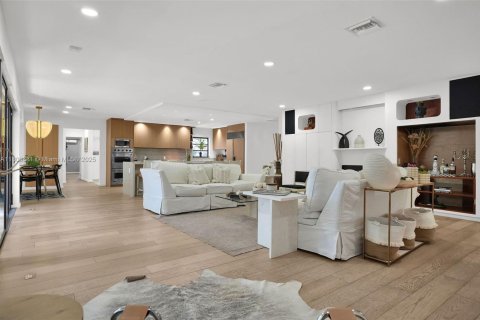 Villa ou maison à vendre à Fort Lauderdale, Floride: 5 chambres, 380.06 m2 № 1809775 - photo 9