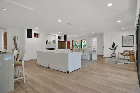 Villa ou maison à vendre à Fort Lauderdale, Floride: 5 chambres, 380.06 m2 № 1809775 - photo 10