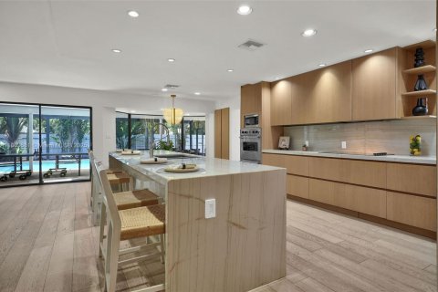 Villa ou maison à vendre à Fort Lauderdale, Floride: 5 chambres, 380.06 m2 № 1809775 - photo 1