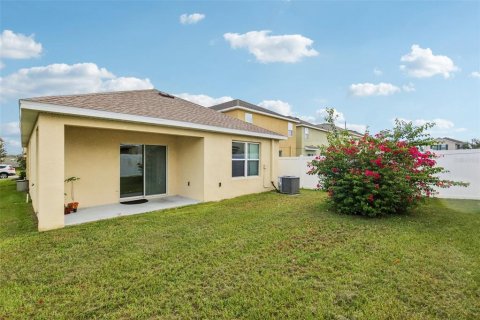 House in Sun City Center, Florida 3 bedrooms, 140.84 sq.m. № 1899880 - photo 18