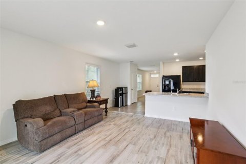 House in Sun City Center, Florida 3 bedrooms, 140.84 sq.m. № 1899880 - photo 5