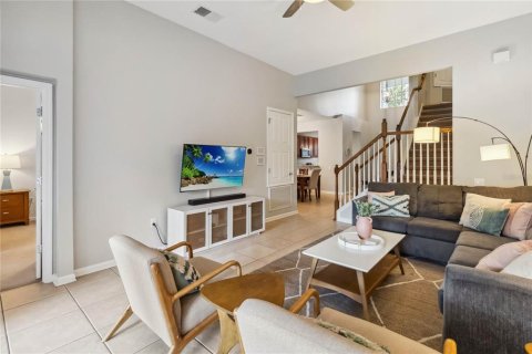 House in Kissimmee, Florida 5 bedrooms, 217.58 sq.m. № 1784418 - photo 5