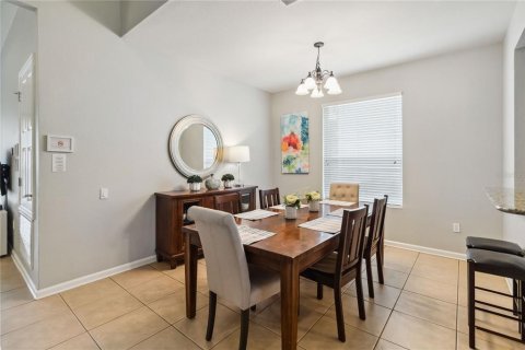 House in Kissimmee, Florida 5 bedrooms, 217.58 sq.m. № 1784418 - photo 7