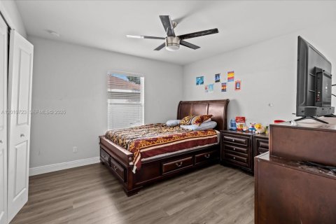 Villa ou maison à vendre à Port St. Lucie, Floride: 4 chambres, 209.68 m2 № 2073607 - photo 17
