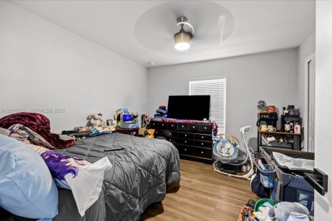 Villa ou maison à vendre à Port St. Lucie, Floride: 4 chambres, 209.68 m2 № 2073607 - photo 21