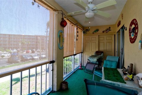Copropriété à vendre à Bradenton, Floride: 2 chambres, 106.28 m2 № 1572278 - photo 19