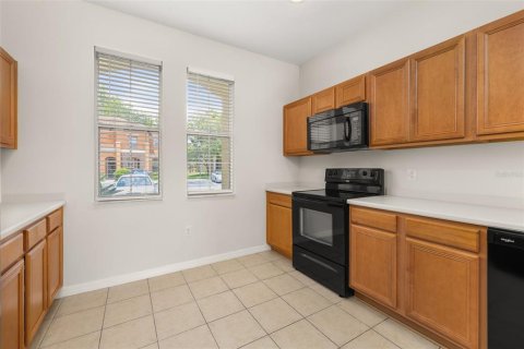 Townhouse in Kissimmee, Florida 3 bedrooms, 126.72 sq.m. № 1805588 - photo 14