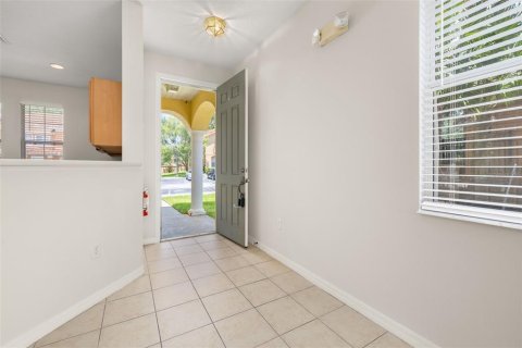 Townhouse in Kissimmee, Florida 3 bedrooms, 126.72 sq.m. № 1805588 - photo 4