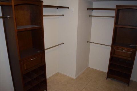 Casa en alquiler en Tampa, Florida, 3 dormitorios, 235.23 m2 № 1840223 - foto 19