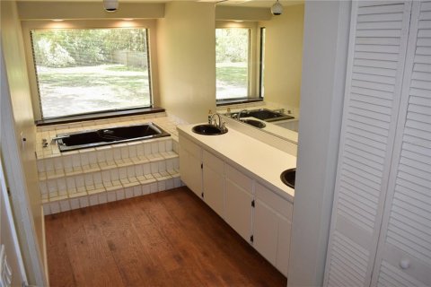 Casa en alquiler en Tampa, Florida, 3 dormitorios, 235.23 m2 № 1840223 - foto 17