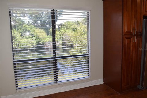 Casa en alquiler en Tampa, Florida, 3 dormitorios, 235.23 m2 № 1840223 - foto 11