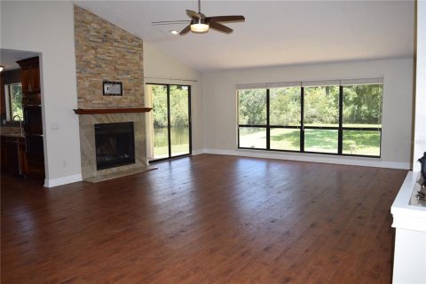 Casa en alquiler en Tampa, Florida, 3 dormitorios, 235.23 m2 № 1840223 - foto 3