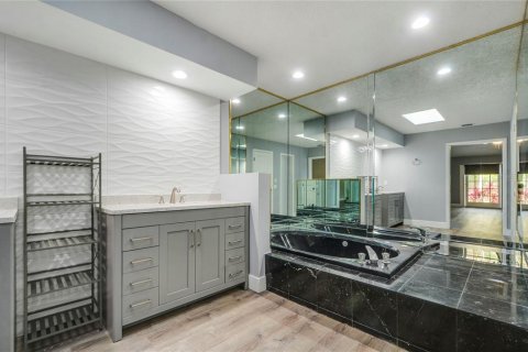 Casa en venta en Orlando, Florida, 4 dormitorios, 262.63 m2 № 1648955 - foto 24