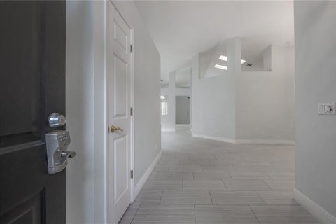 Casa en venta en Tampa, Florida, 3 dormitorios, 160.54 m2 № 2217182 - foto 6