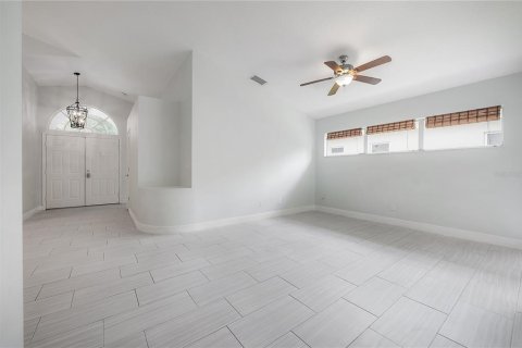 Casa en venta en Tampa, Florida, 3 dormitorios, 160.54 m2 № 2217182 - foto 17