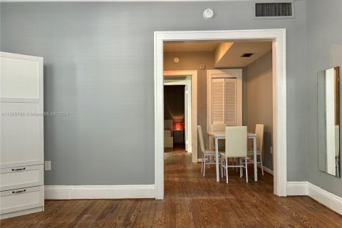 Купить кондоминиум в Майами-Бич, Флорида 1 спальня, 53.88м2, № 1985563 - фото 4