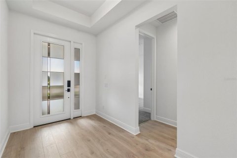 Купить виллу или дом в Зеферхиллс-Норт, Флорида 7 комнат, 236.53м2, № 2217713 - фото 3