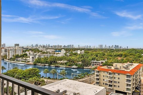 Copropriété à vendre à Miami Beach, Floride: 2 chambres, 99.87 m2 № 2011779 - photo 7