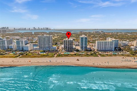 Copropriété à vendre à Miami Beach, Floride: 2 chambres, 99.87 m2 № 2011779 - photo 2