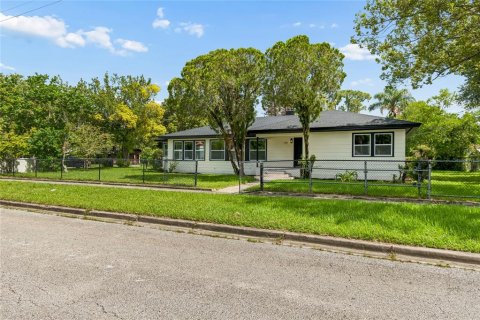 Casa en venta en Sanford, Florida, 4 dormitorios, 254.09 m2 № 2152020 - foto 4