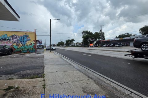 Commercial property in Tampa, Florida № 2215277 - photo 14