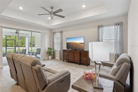 Villa ou maison à vendre à Minneola, Floride: 3 chambres, 176.98 m2 № 2267485 - photo 10