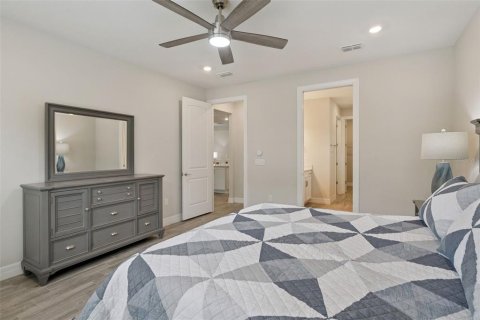 Villa ou maison à vendre à Minneola, Floride: 3 chambres, 176.98 m2 № 2267485 - photo 25