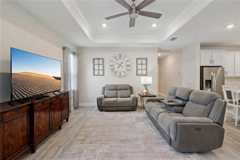 Villa ou maison à vendre à Minneola, Floride: 3 chambres, 176.98 m2 № 2267485 - photo 8