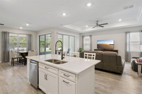 Villa ou maison à vendre à Minneola, Floride: 3 chambres, 176.98 m2 № 2267485 - photo 13