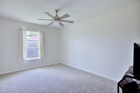 House in Sebring, Florida 4 bedrooms, 209.59 sq.m. № 2214576 - photo 17