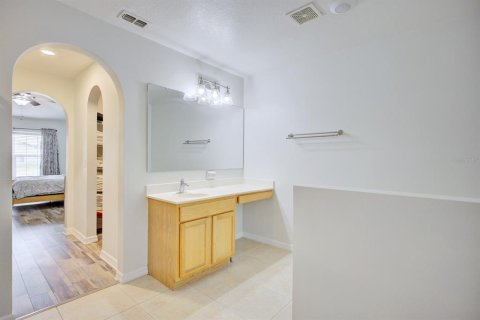 House in Sebring, Florida 4 bedrooms, 209.59 sq.m. № 2214576 - photo 26