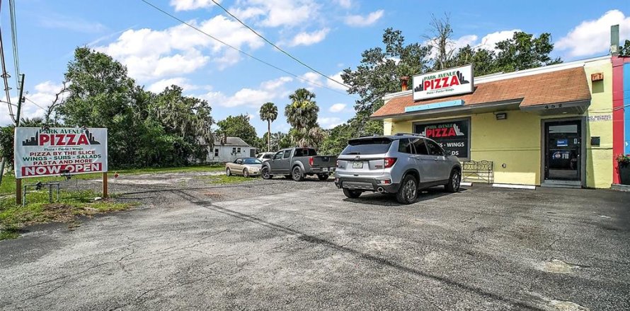Commercial property in Apopka, Florida 78.6 sq.m. № 2299169