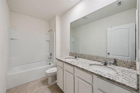 Villa ou maison à vendre à Davenport, Floride: 4 chambres, 234.67 m2 № 2422647 - photo 27