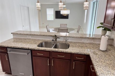 House in Riverview, Florida 4 bedrooms, 230.96 sq.m. № 2201220 - photo 24