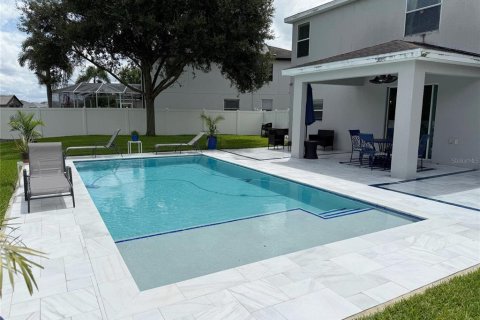 House in Riverview, Florida 4 bedrooms, 230.96 sq.m. № 2201220 - photo 16